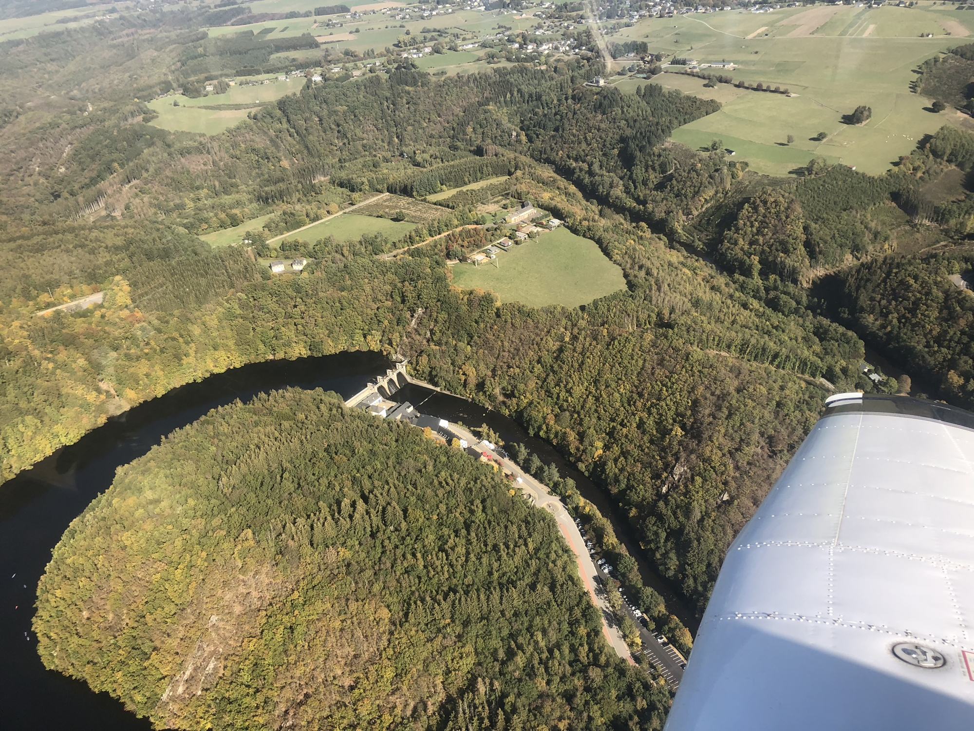 Luchtfoto van de meander van de Ourthe